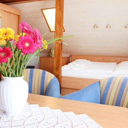 Hotel Pension Kirschstein Wolgast Bagian luar foto