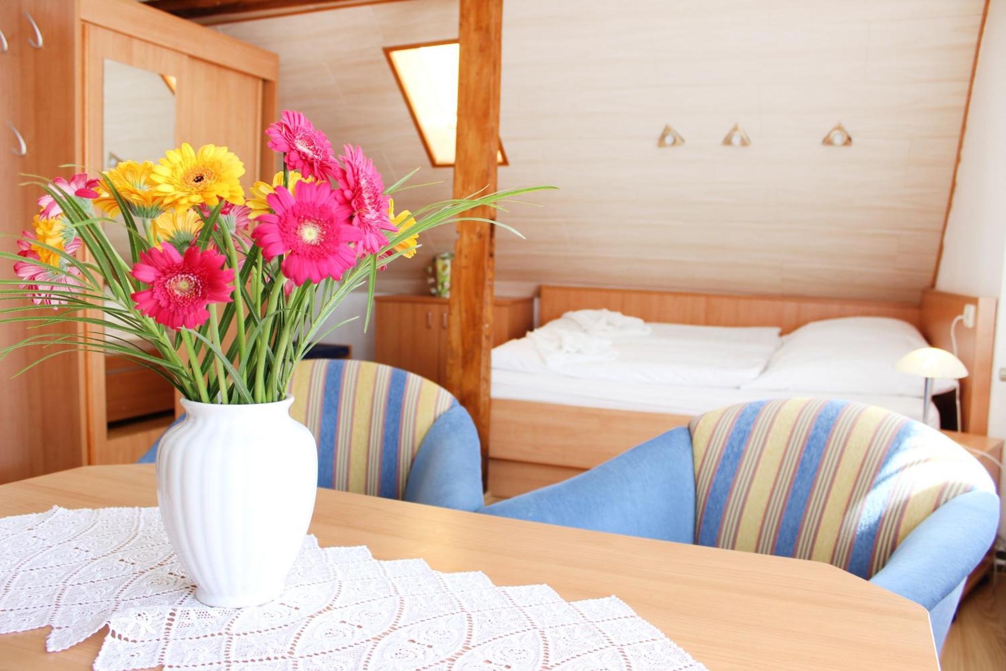 Hotel Pension Kirschstein Wolgast Bagian luar foto
