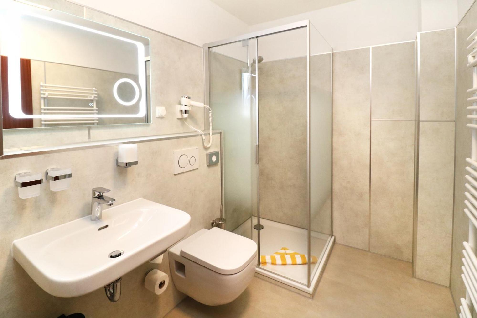 Hotel Pension Kirschstein Wolgast Bagian luar foto