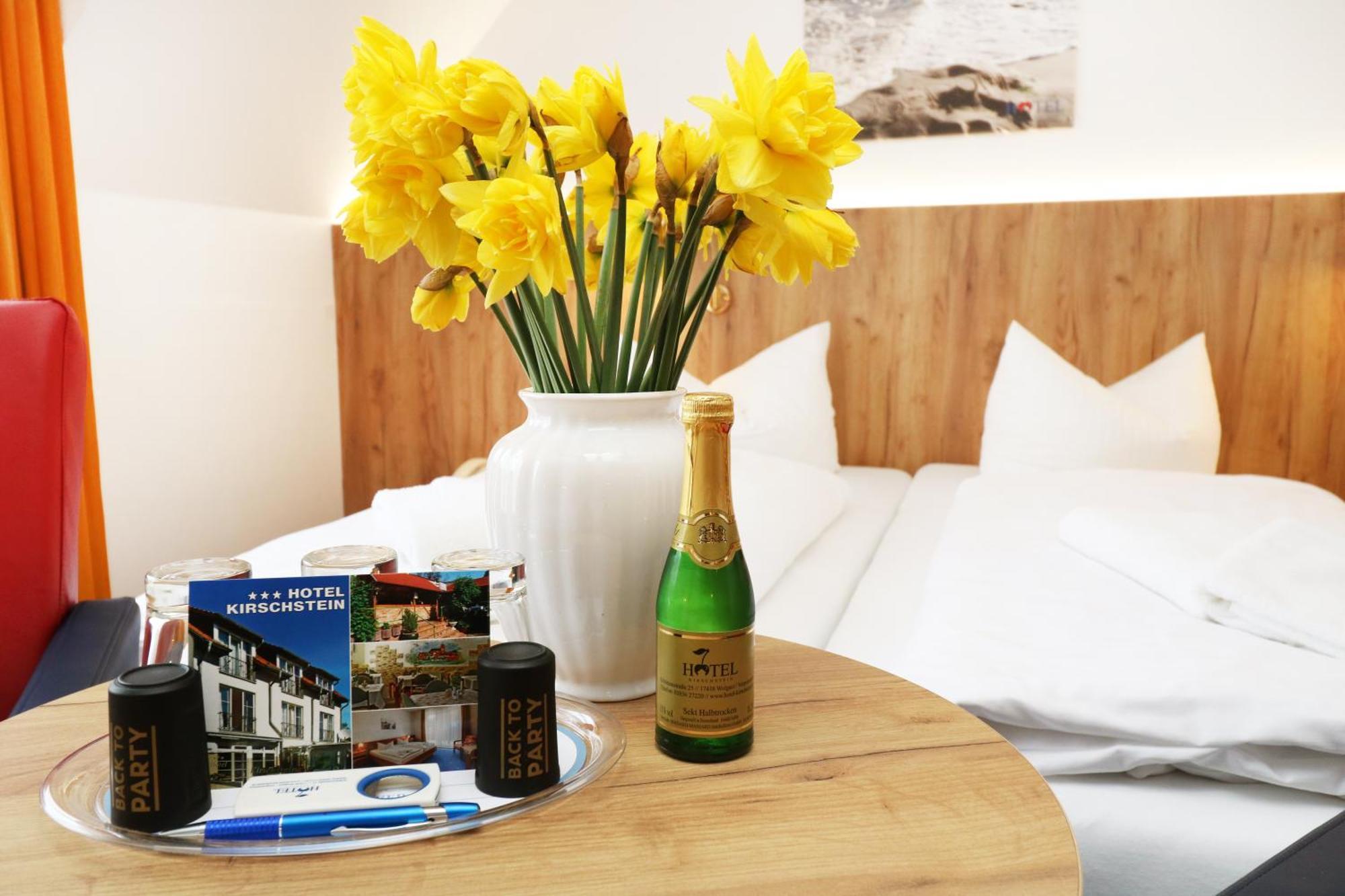 Hotel Pension Kirschstein Wolgast Bagian luar foto
