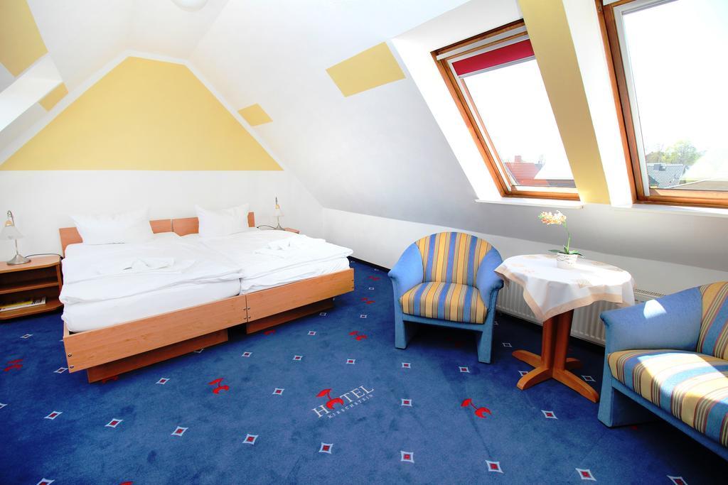 Hotel Pension Kirschstein Wolgast Bagian luar foto